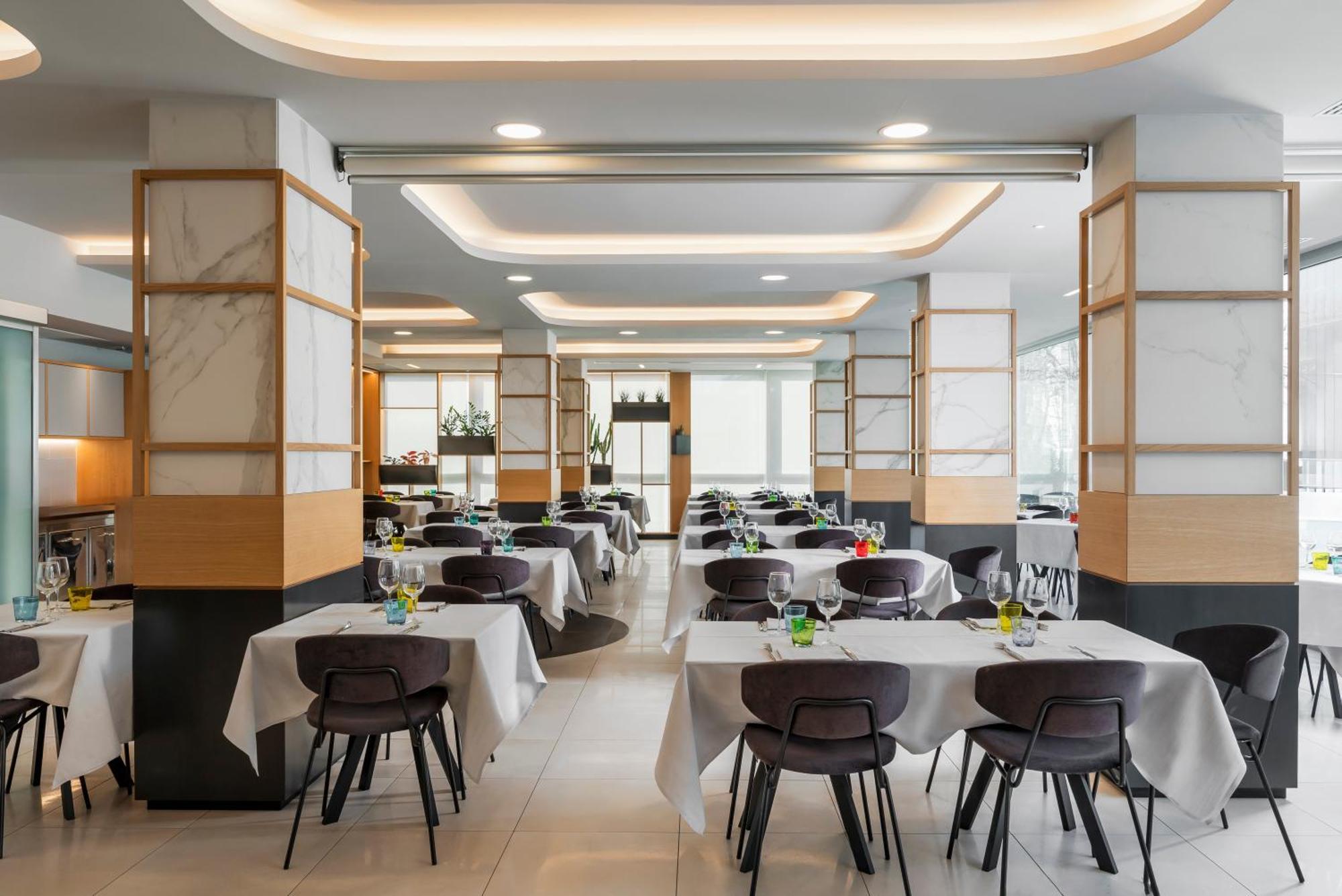 רימיני Aqua Hotel מראה חיצוני תמונה