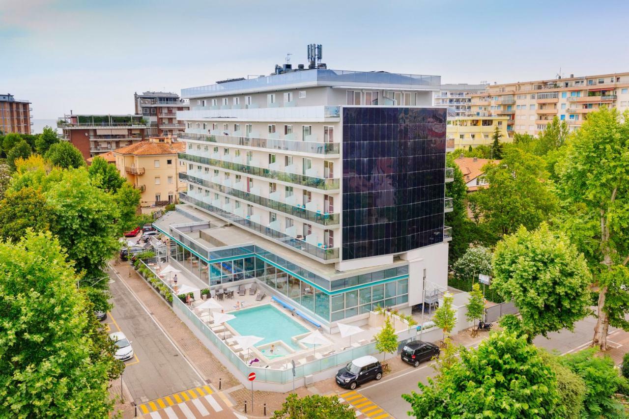 רימיני Aqua Hotel מראה חיצוני תמונה
